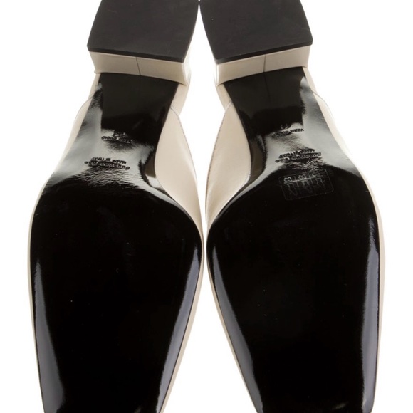 Suzanne Rae Chic Cream Mules with Gold Detail - Picture 5 of 7